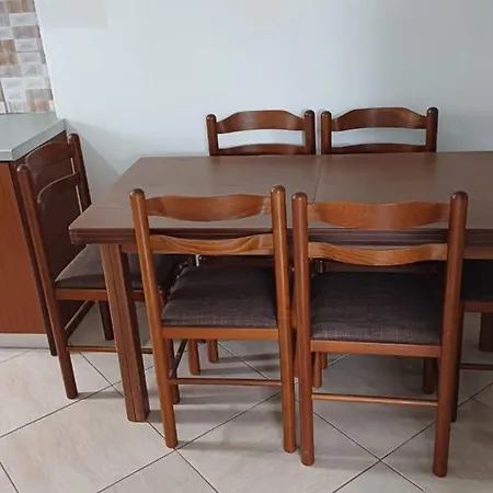 3 Ishujt Vendégház 3*